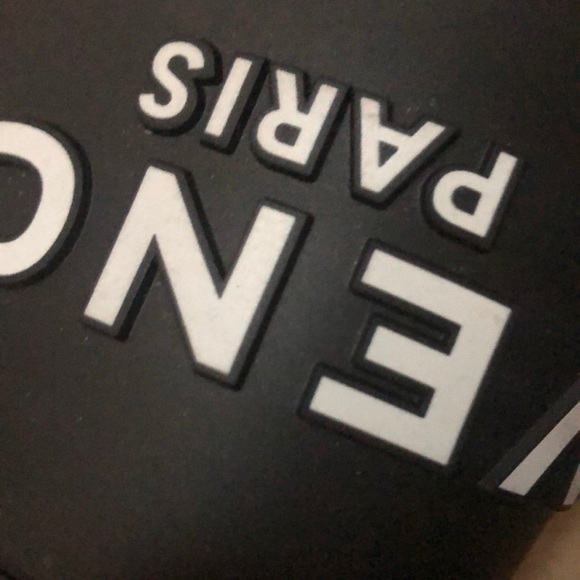 Meet your Posher, Ruth - Picture 1 of 1